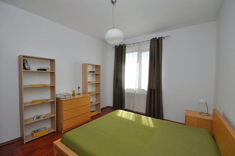 Berceni, Oltenitei, Metrou, Complex Jupiter, apartament 2 camere.